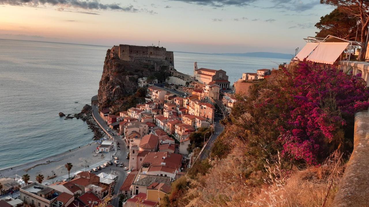 Casa "Paolo E Francesca" Monolocali Scilla Exterior foto