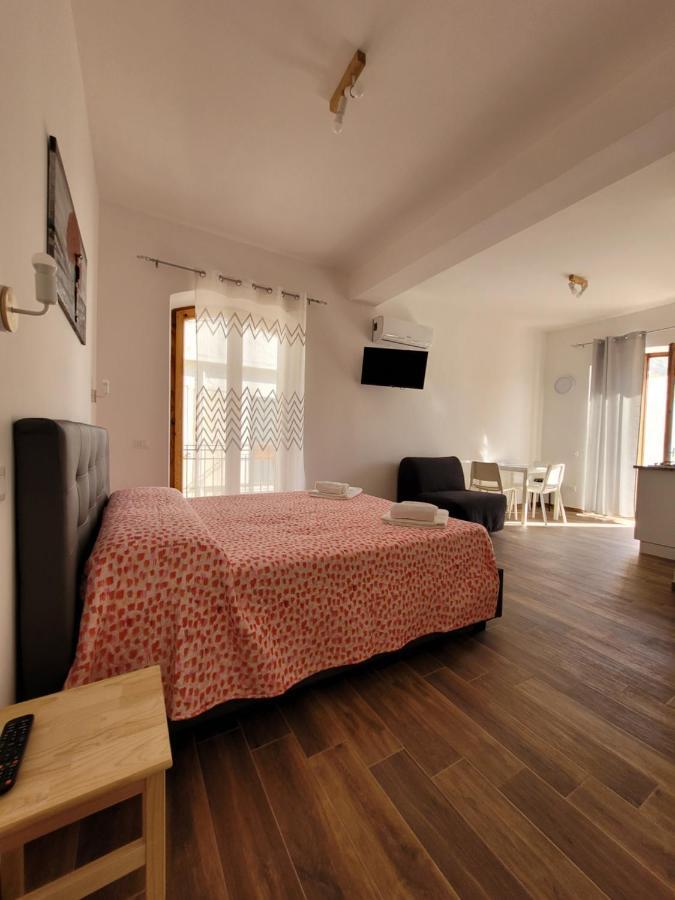 Casa "Paolo E Francesca" Monolocali Scilla Exterior foto